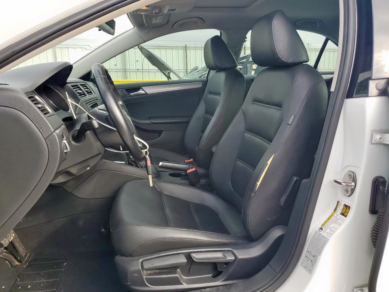 2017 VOLKSWAGEN JETTA