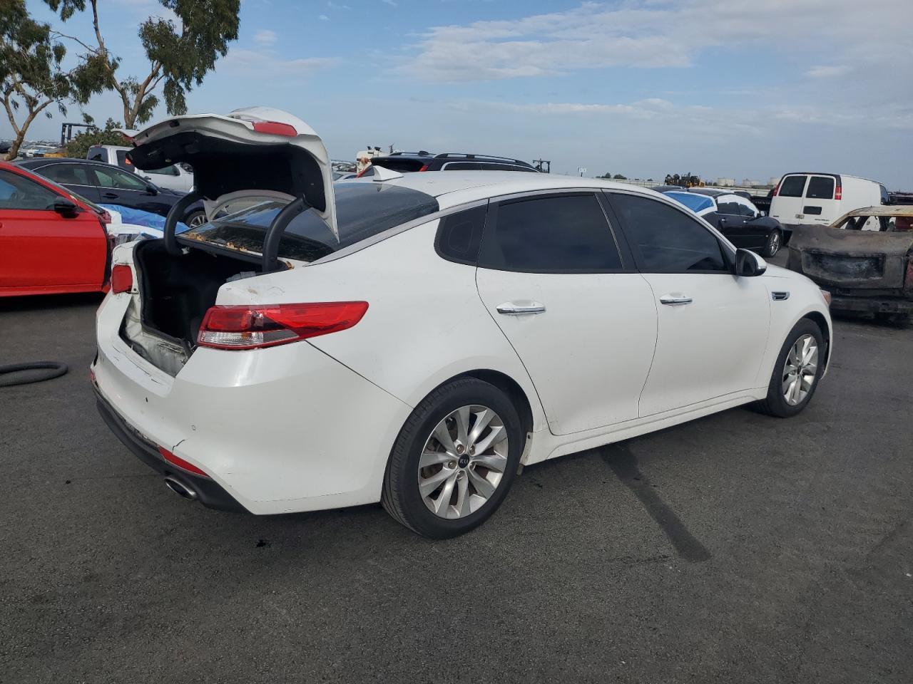2018 KIA OPTIMA