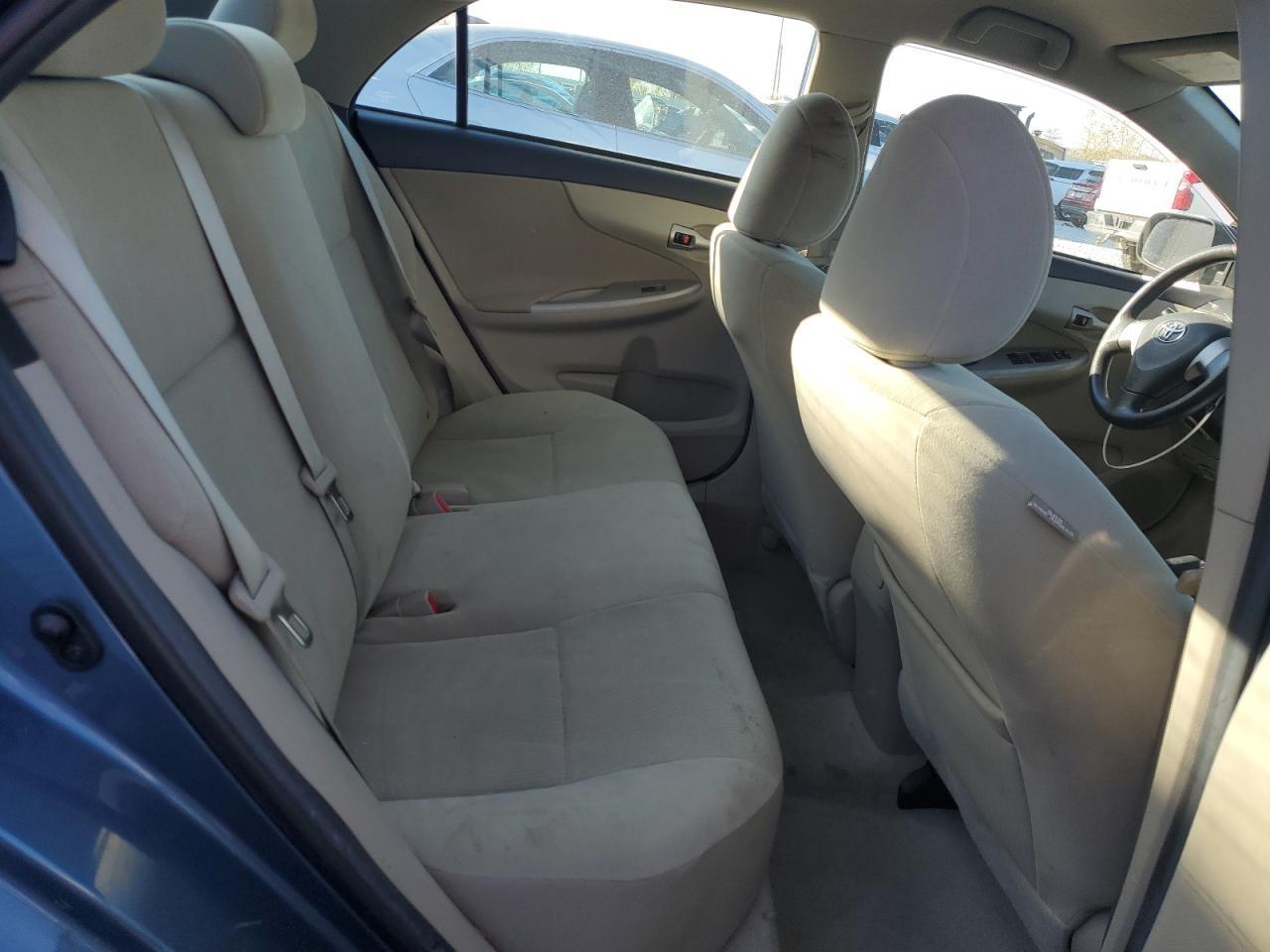2013 TOYOTA COROLLA
