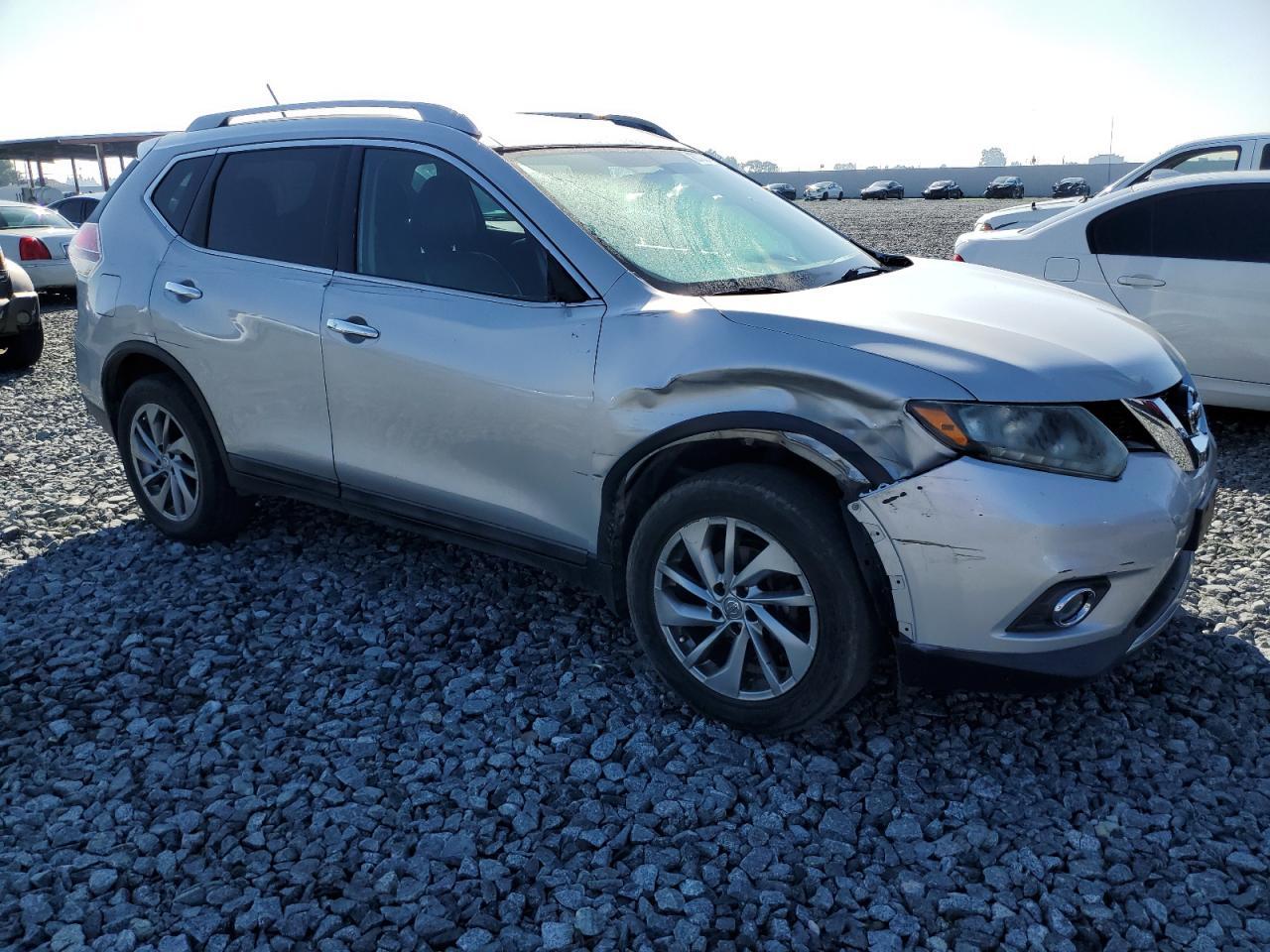 2015 NISSAN ROGUE