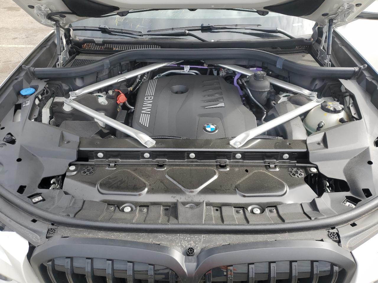 2025 BMW X7
