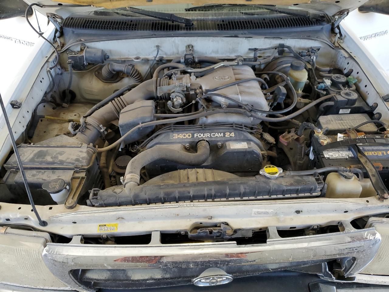 2000 TOYOTA TACOMA