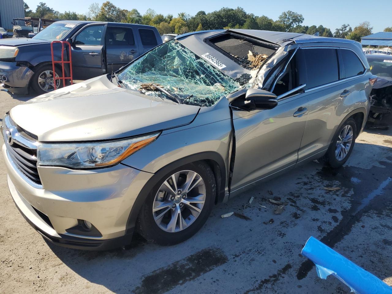 2015 TOYOTA HIGHLANDER