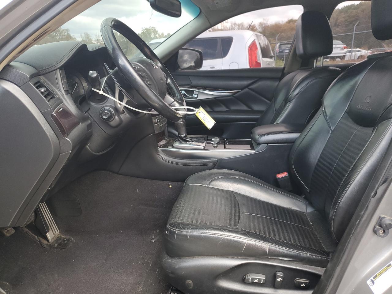 2012 INFINITI M37