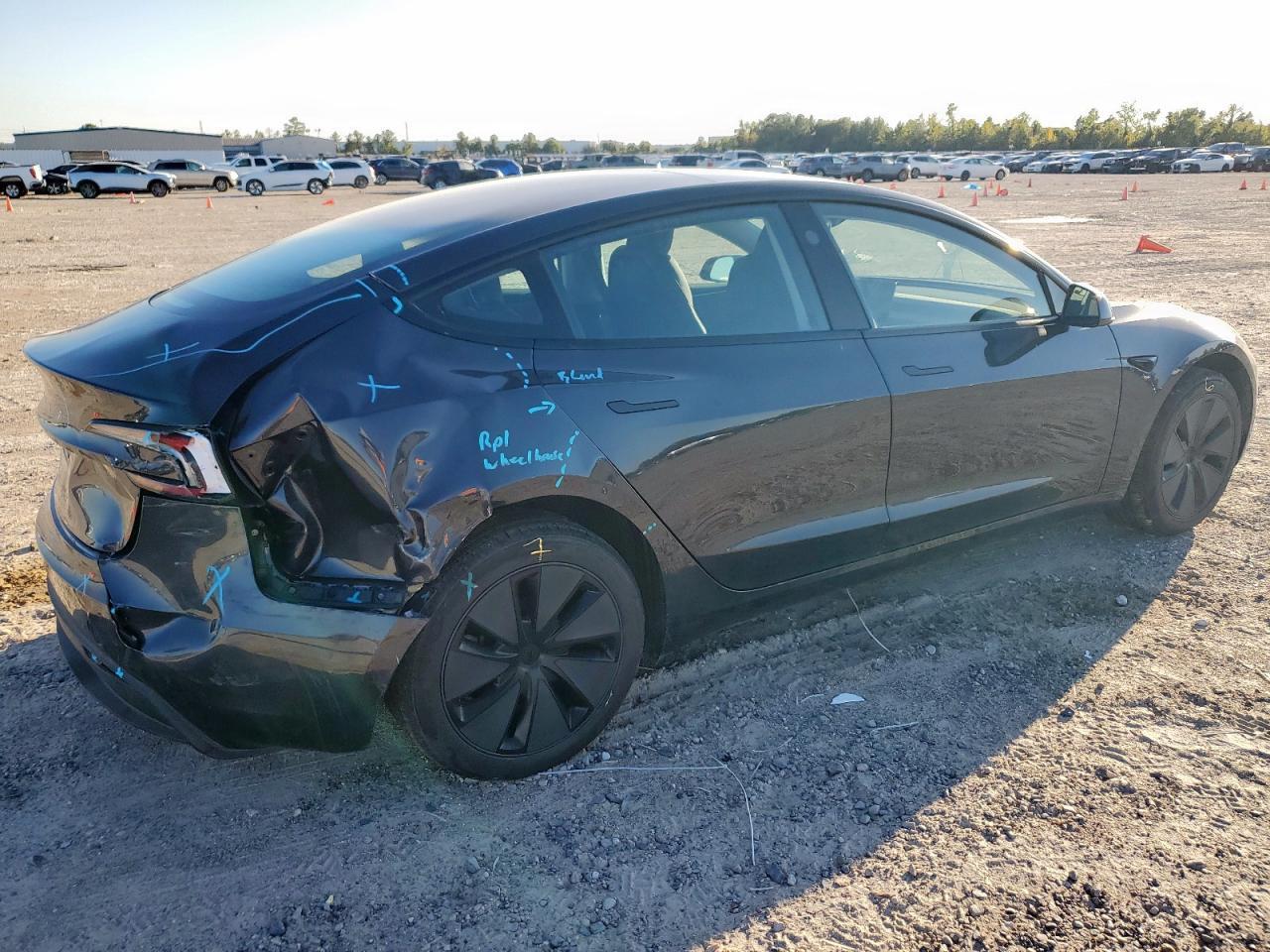 2025 TESLA MODEL 3