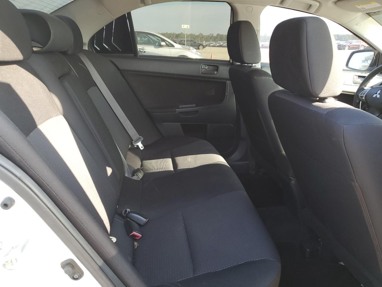 2010 MITSUBISHI LANCER