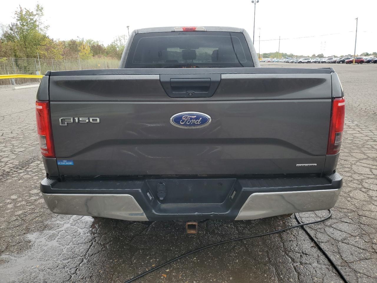 2015 FORD F-150