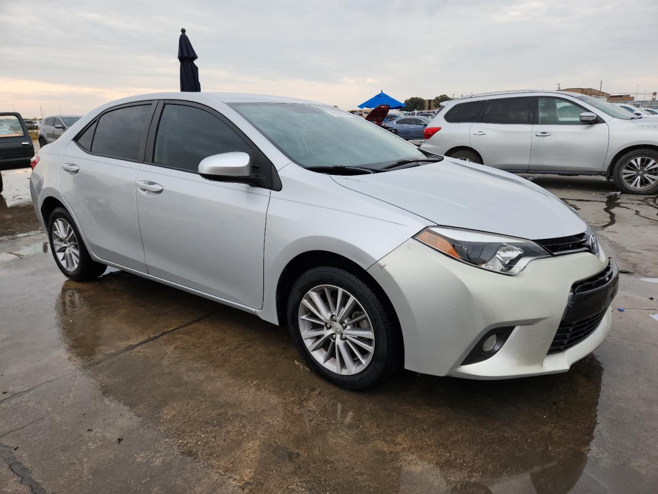 2015 TOYOTA COROLLA