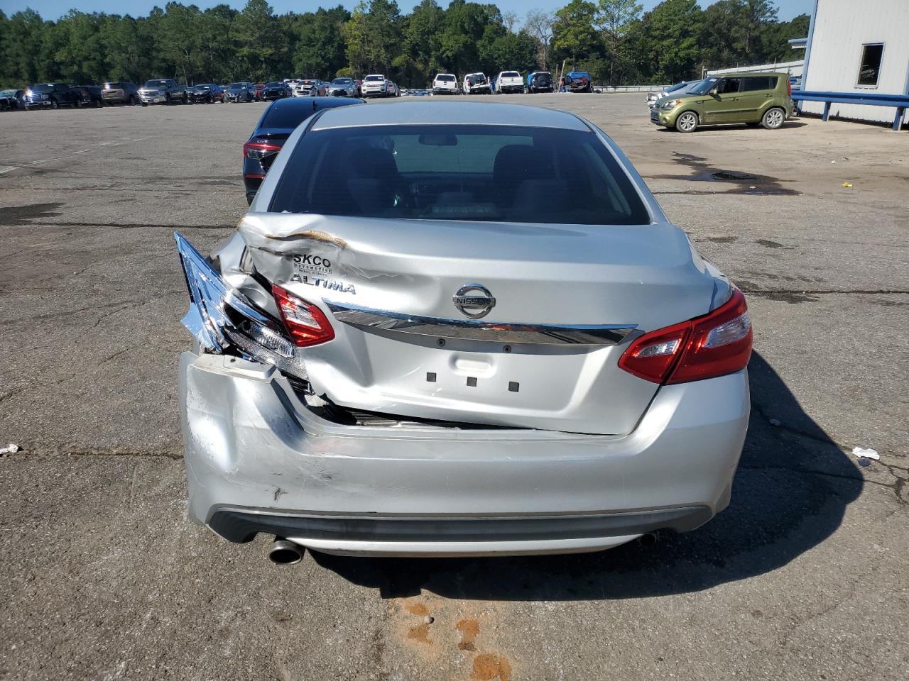 2017 NISSAN ALTIMA