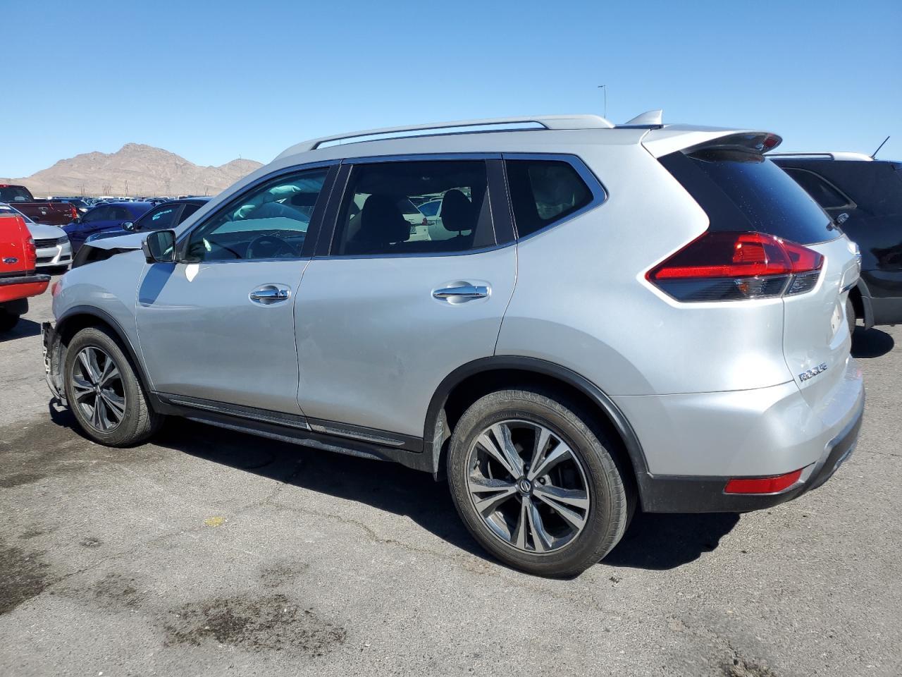 2018 NISSAN ROGUE