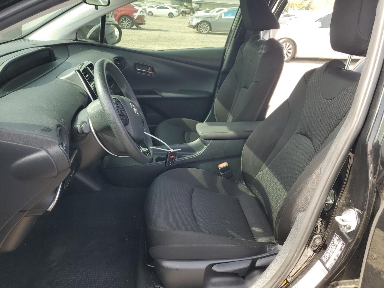 2019 TOYOTA PRIUS