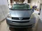 2004 TOYOTA SIENNA