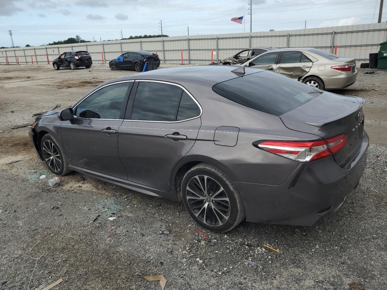 2020 TOYOTA CAMRY