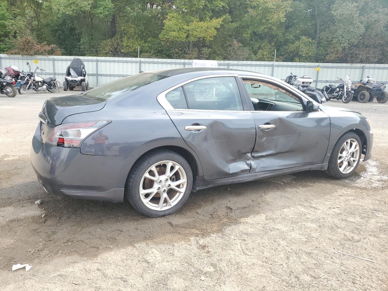 2013 NISSAN Maxima