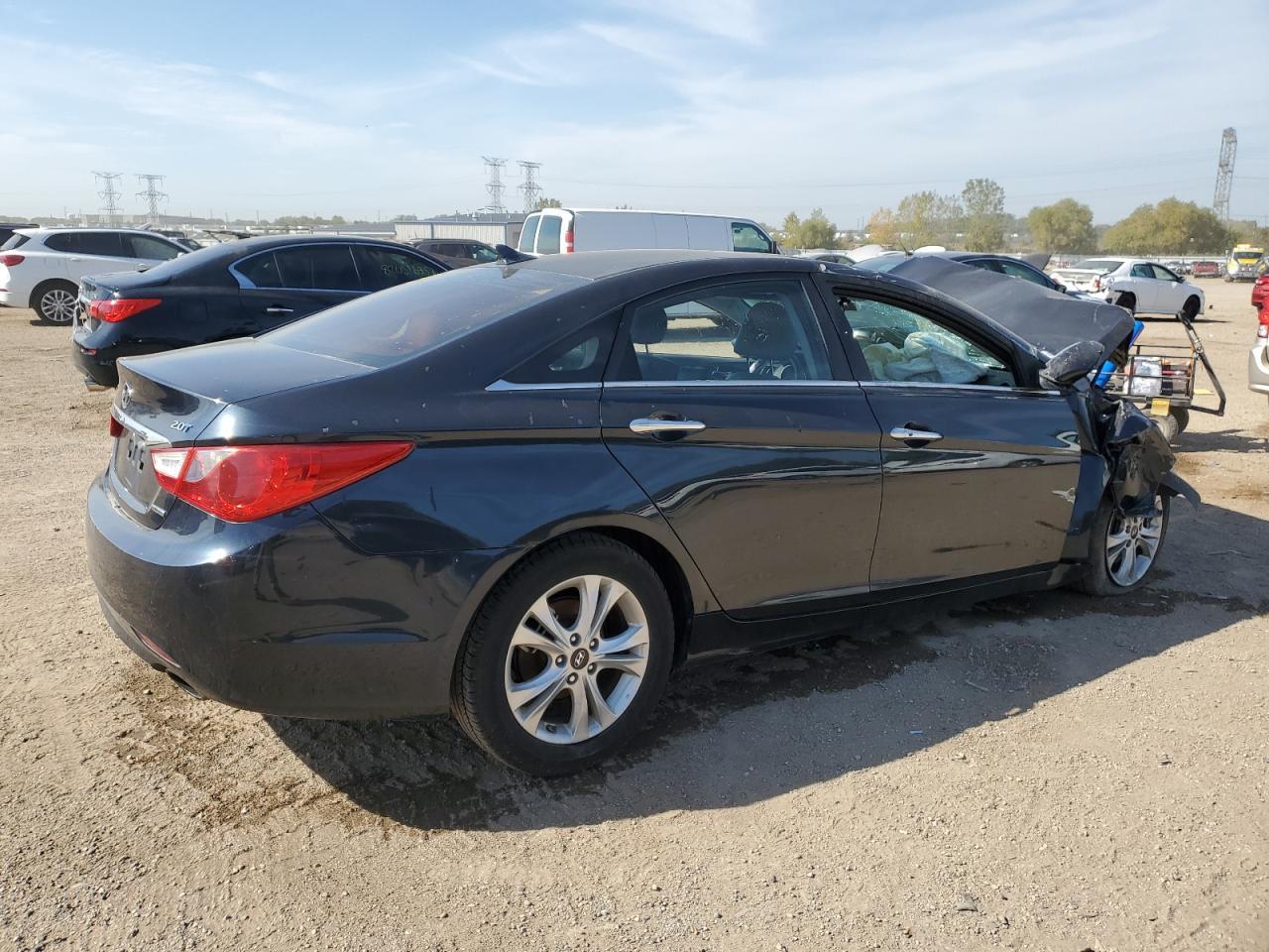 2011 HYUNDAI SONATA