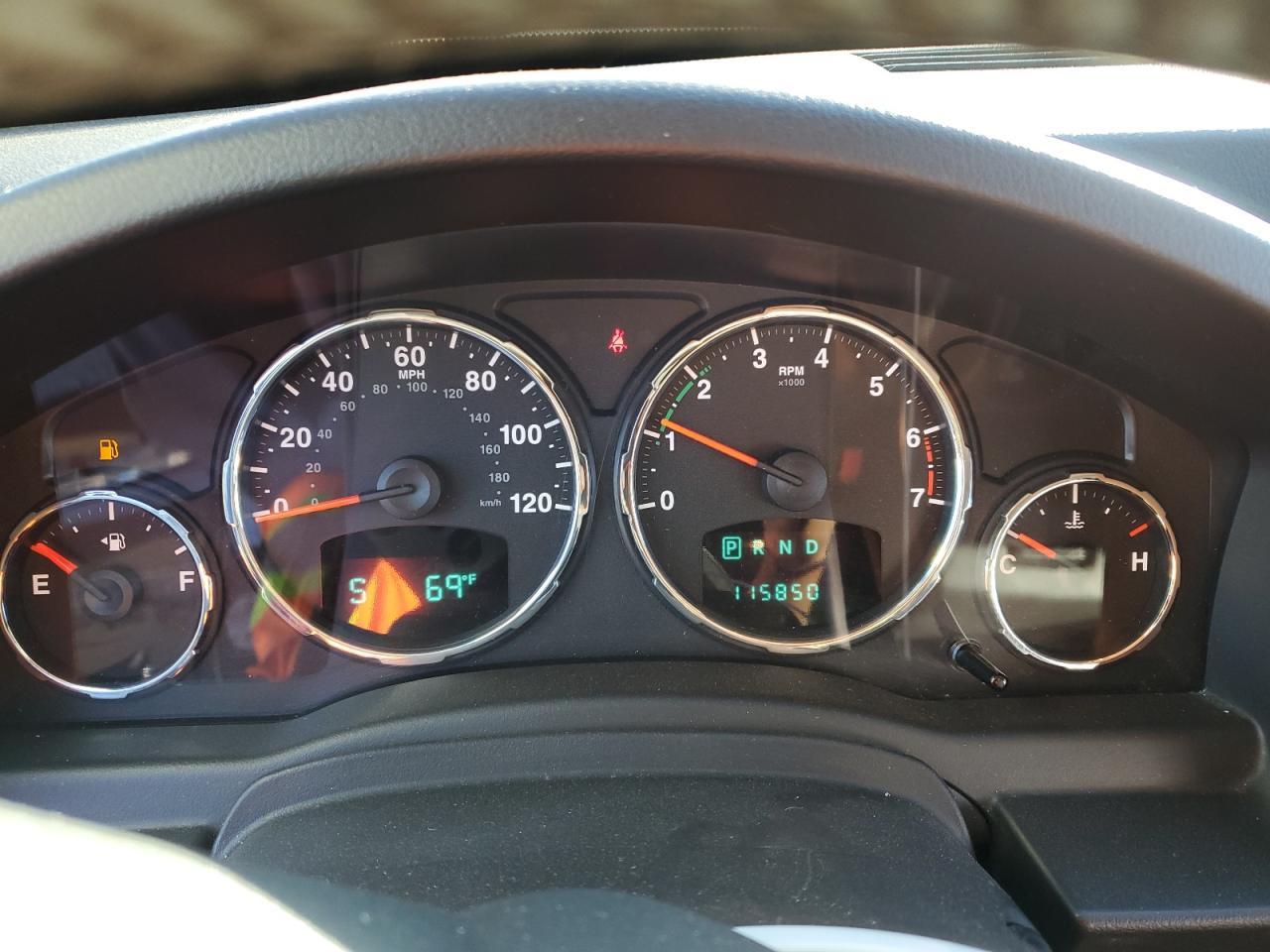 2012 JEEP Liberty