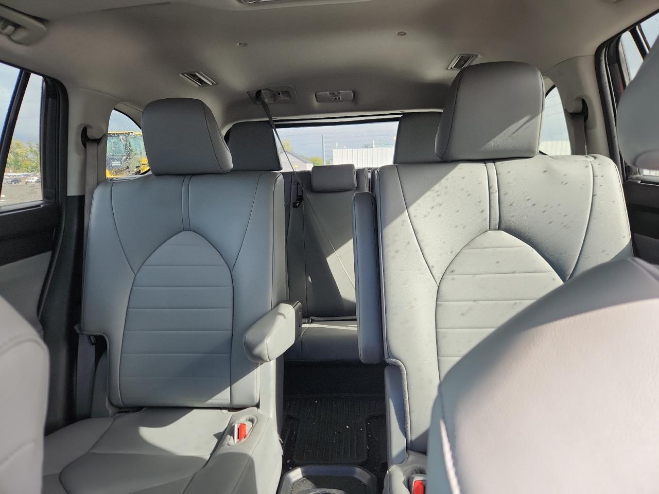 2024 TOYOTA HIGHLANDER