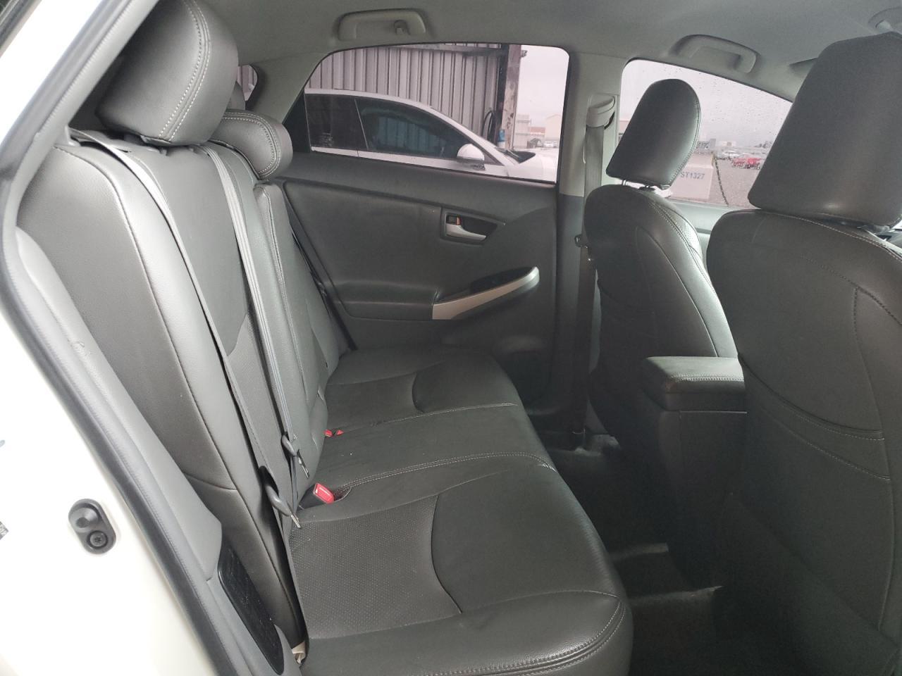 2011 TOYOTA PRIUS