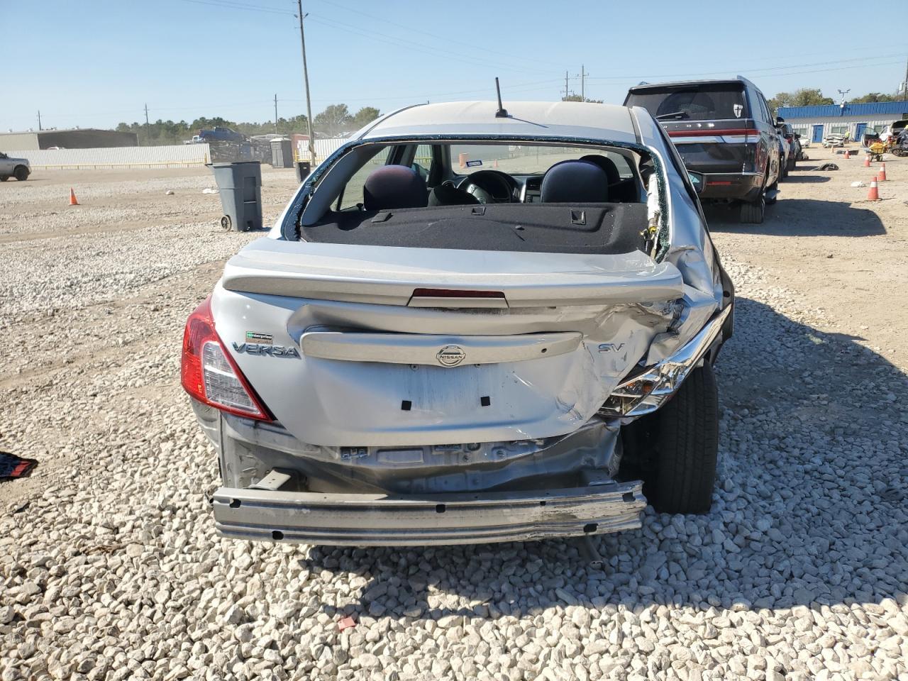 2019 NISSAN VERSA