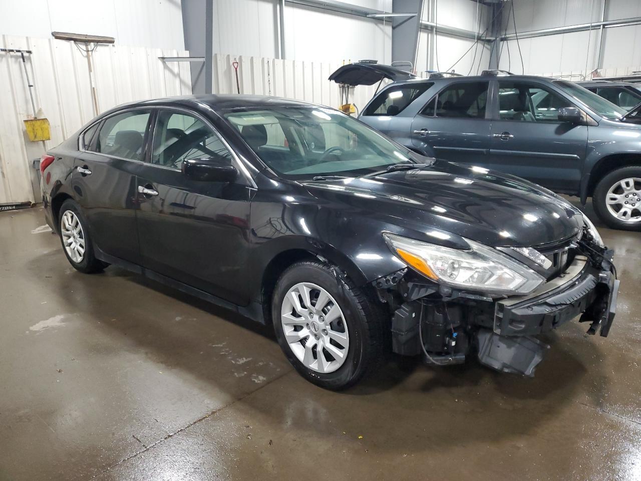 2017 NISSAN ALTIMA