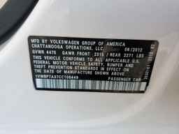 2012 VOLKSWAGEN Passat