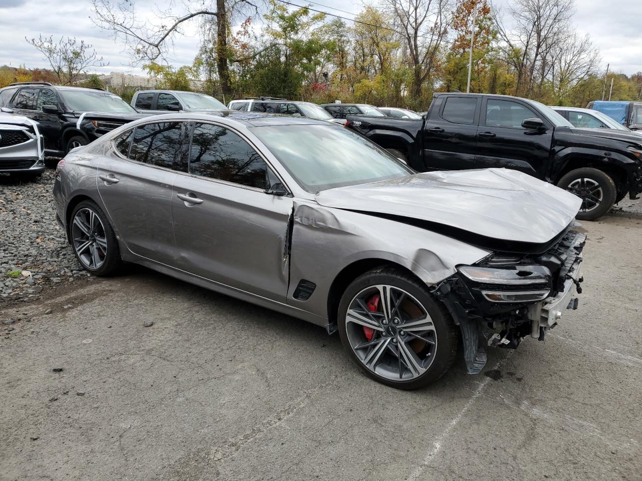 2025 GENESIS G70