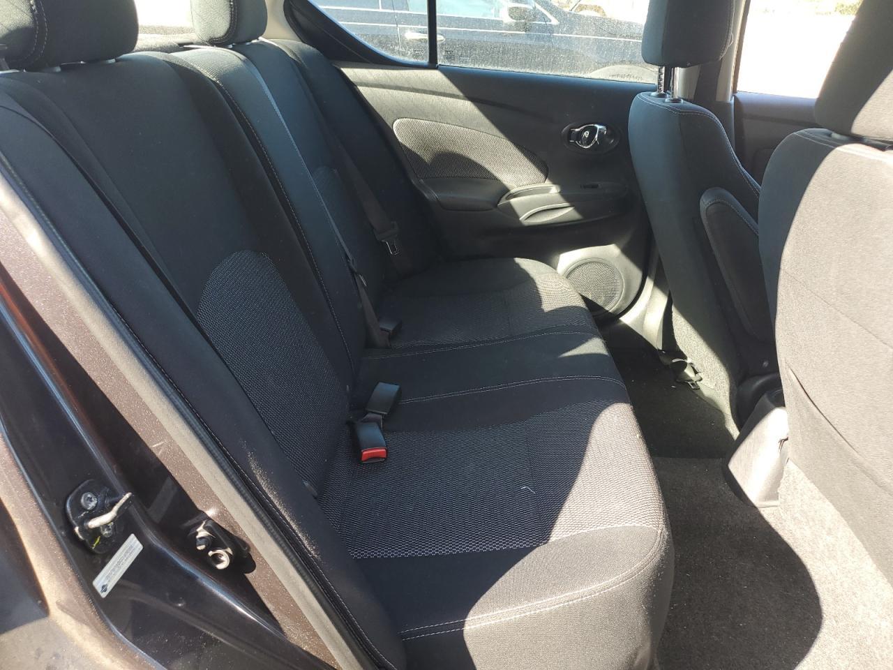 2015 NISSAN VERSA