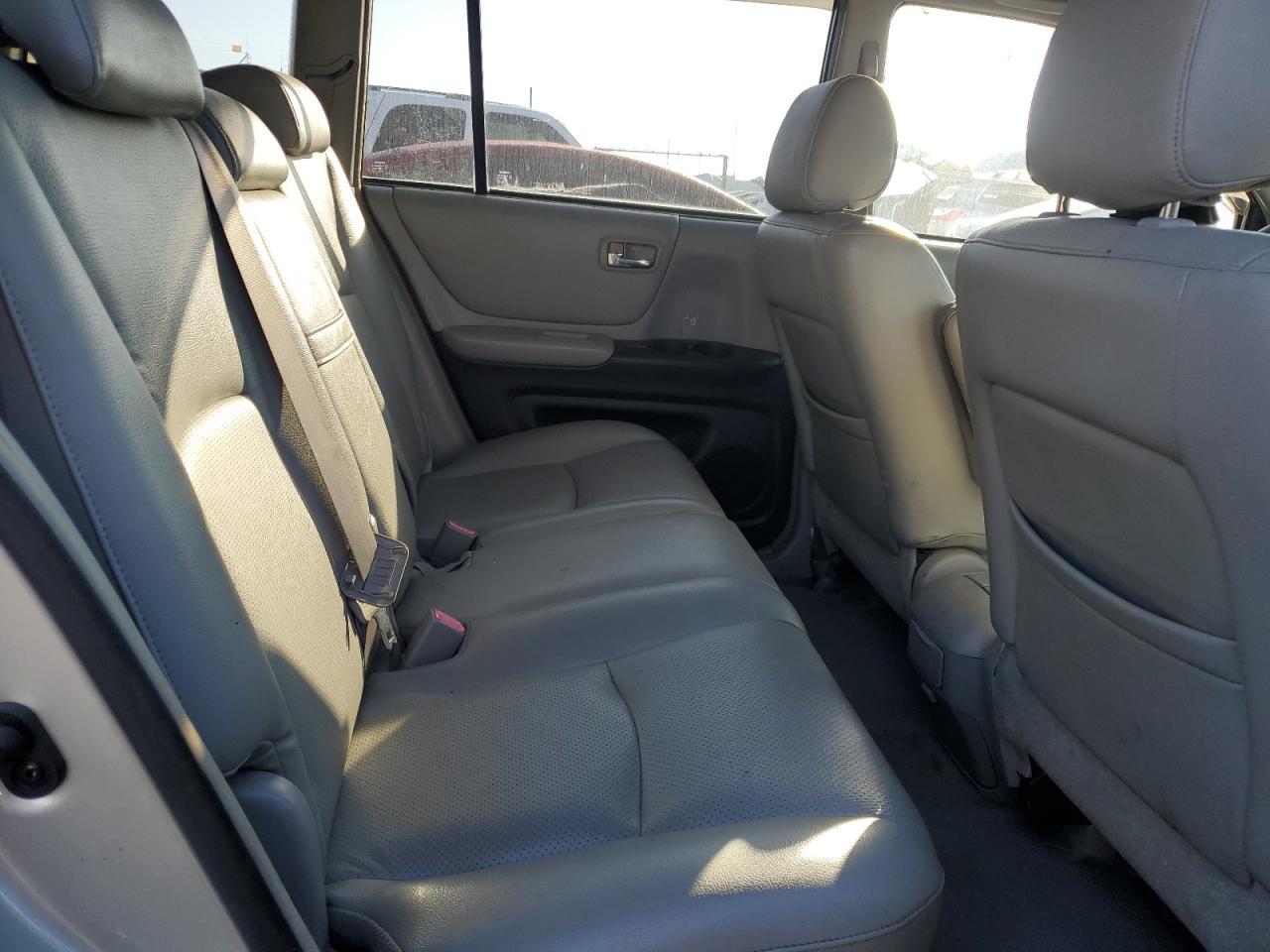 2006 TOYOTA HIGHLANDER