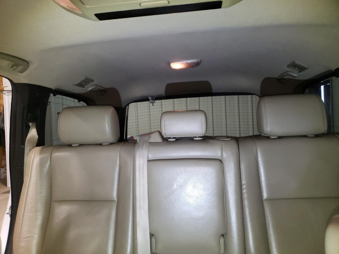 2010 TOYOTA Sequoia