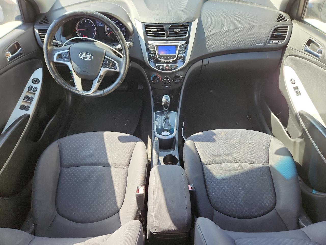 2012 HYUNDAI ACCENT