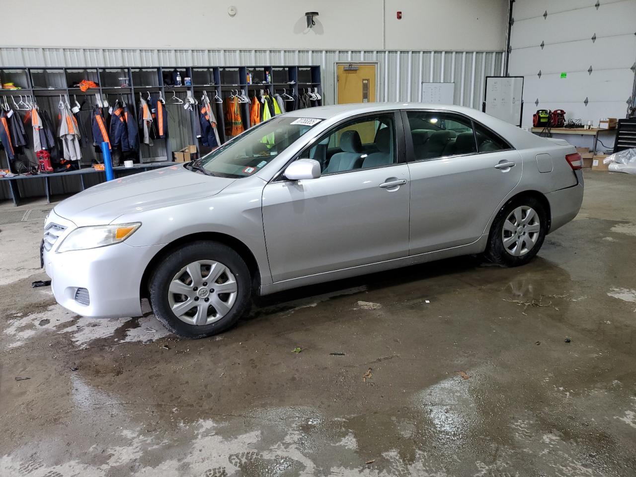 2010 TOYOTA CAMRY
