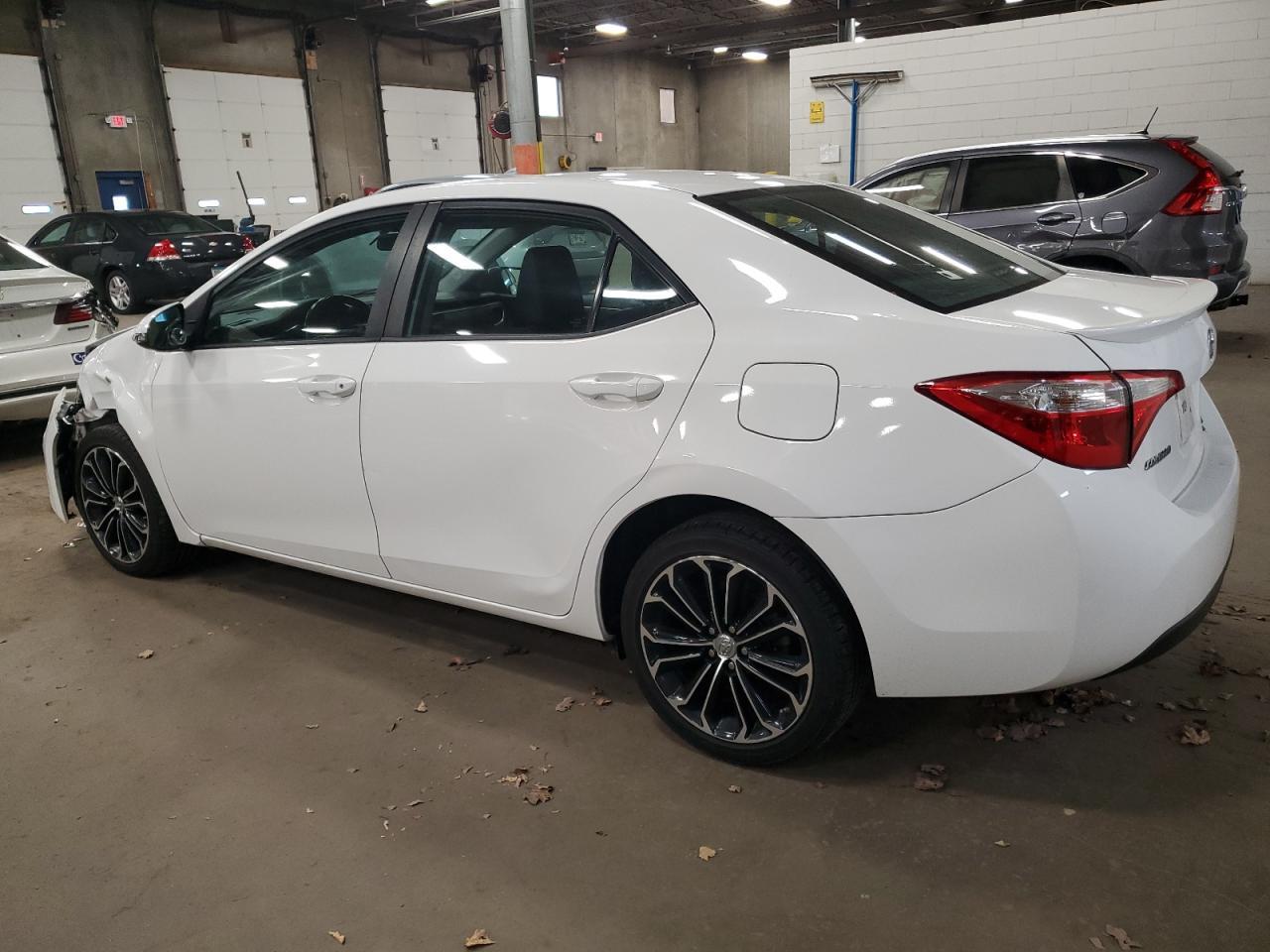 2015 TOYOTA COROLLA
