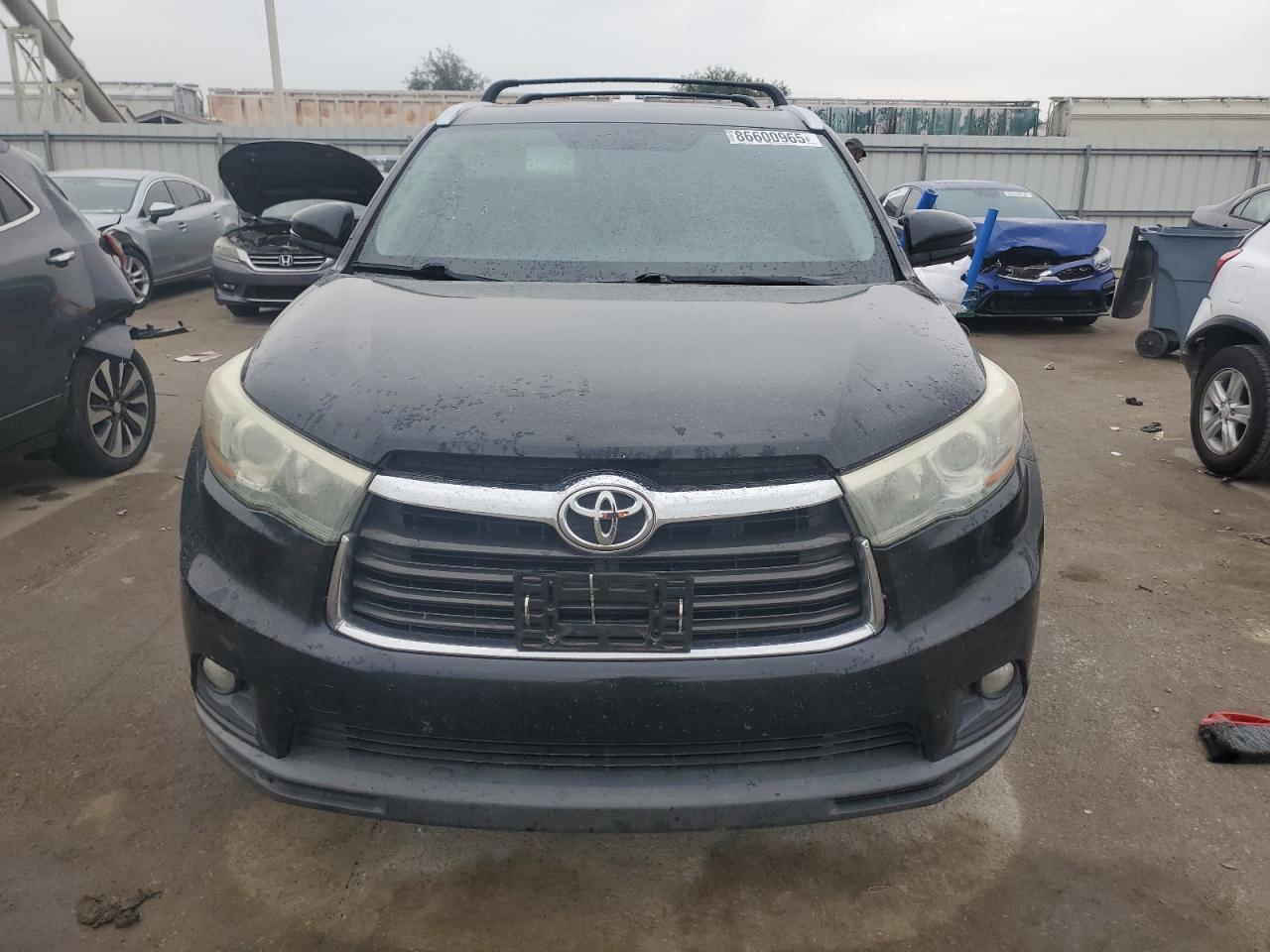 2015 TOYOTA HIGHLANDER