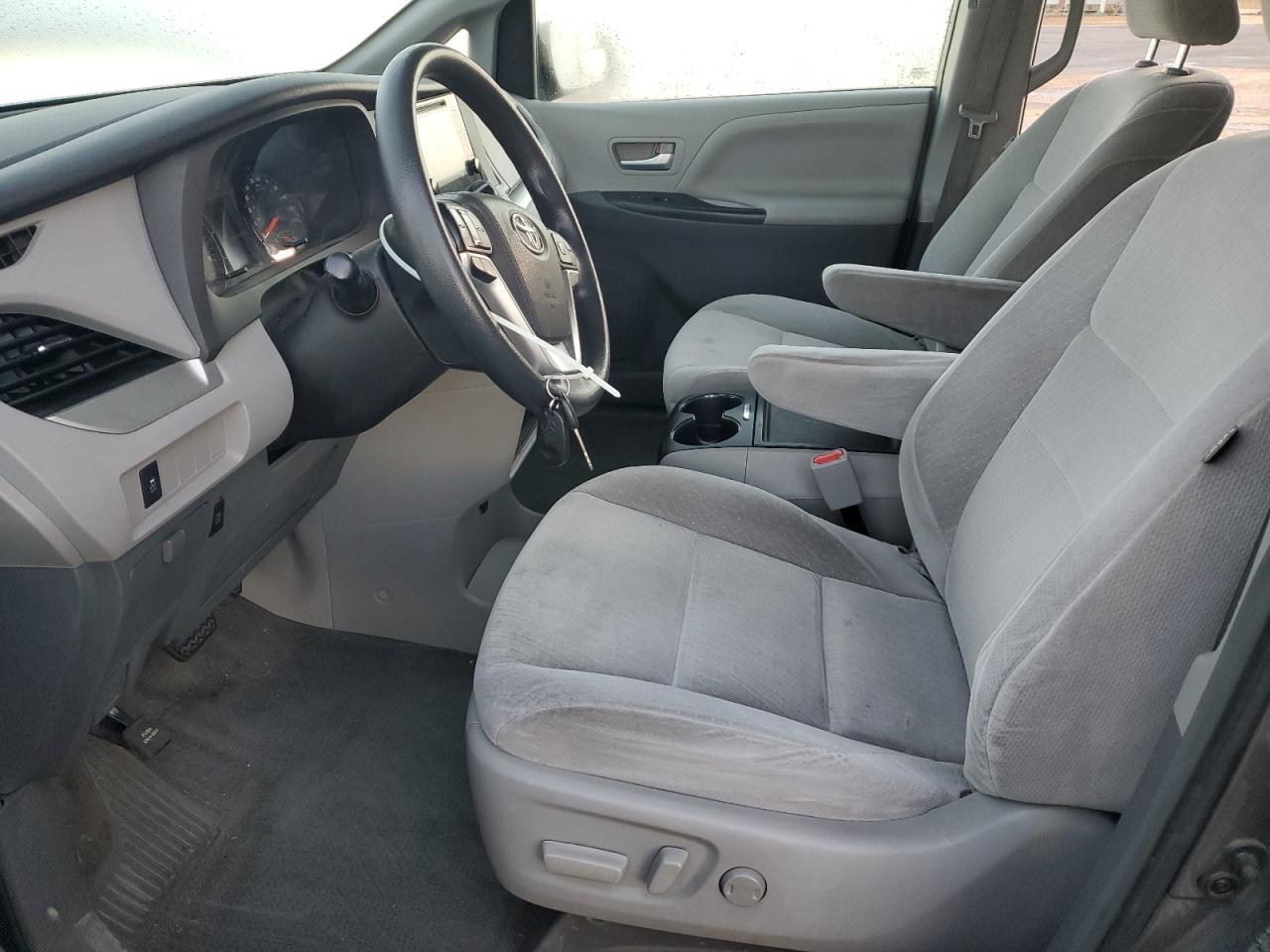 2015 TOYOTA SIENNA