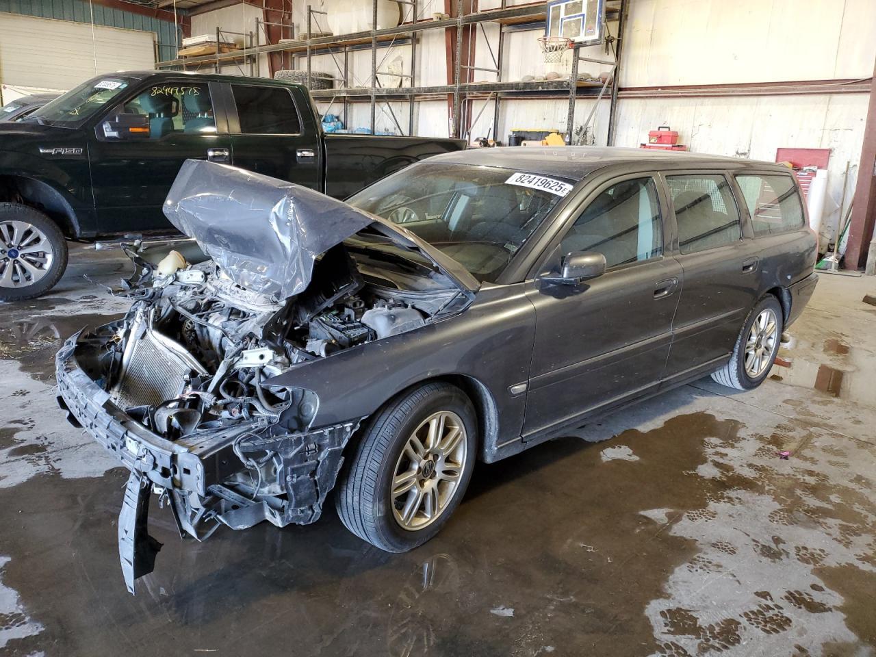 2006 VOLVO V70