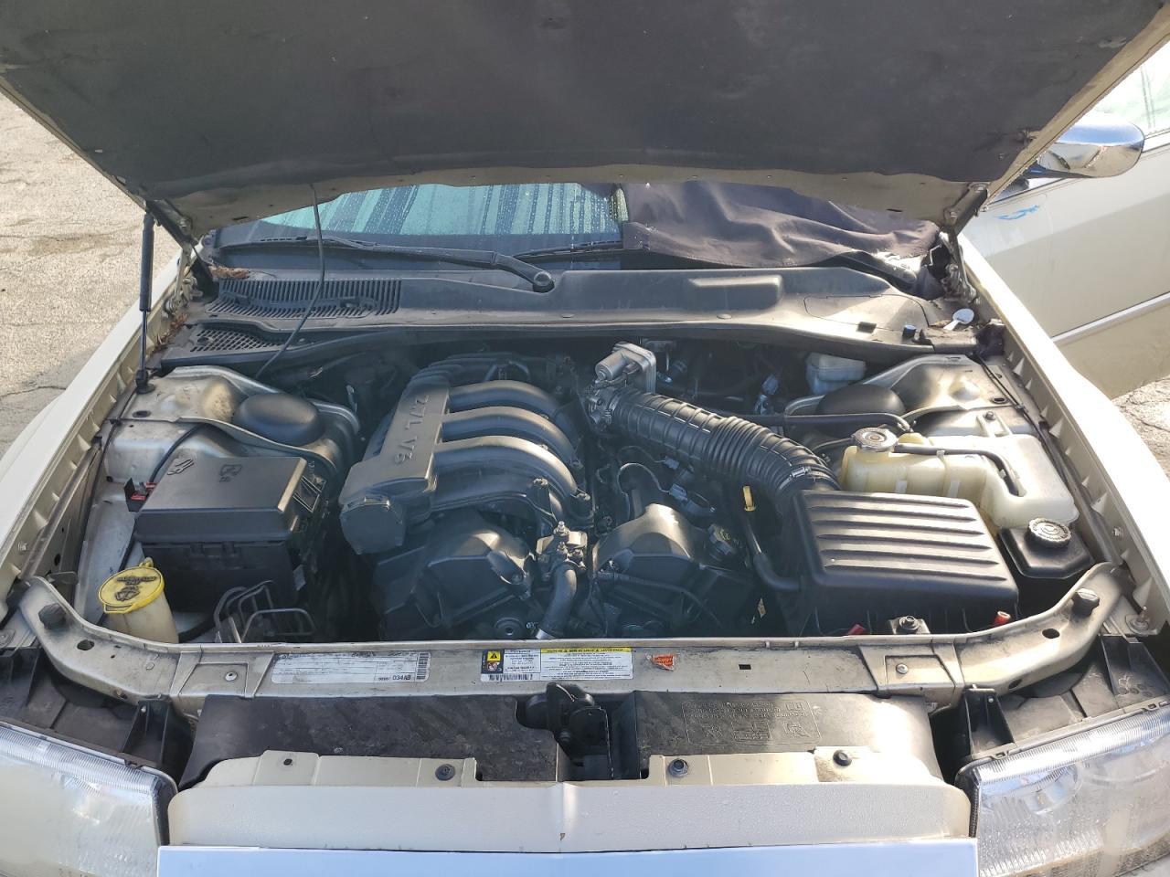2010 CHRYSLER 300