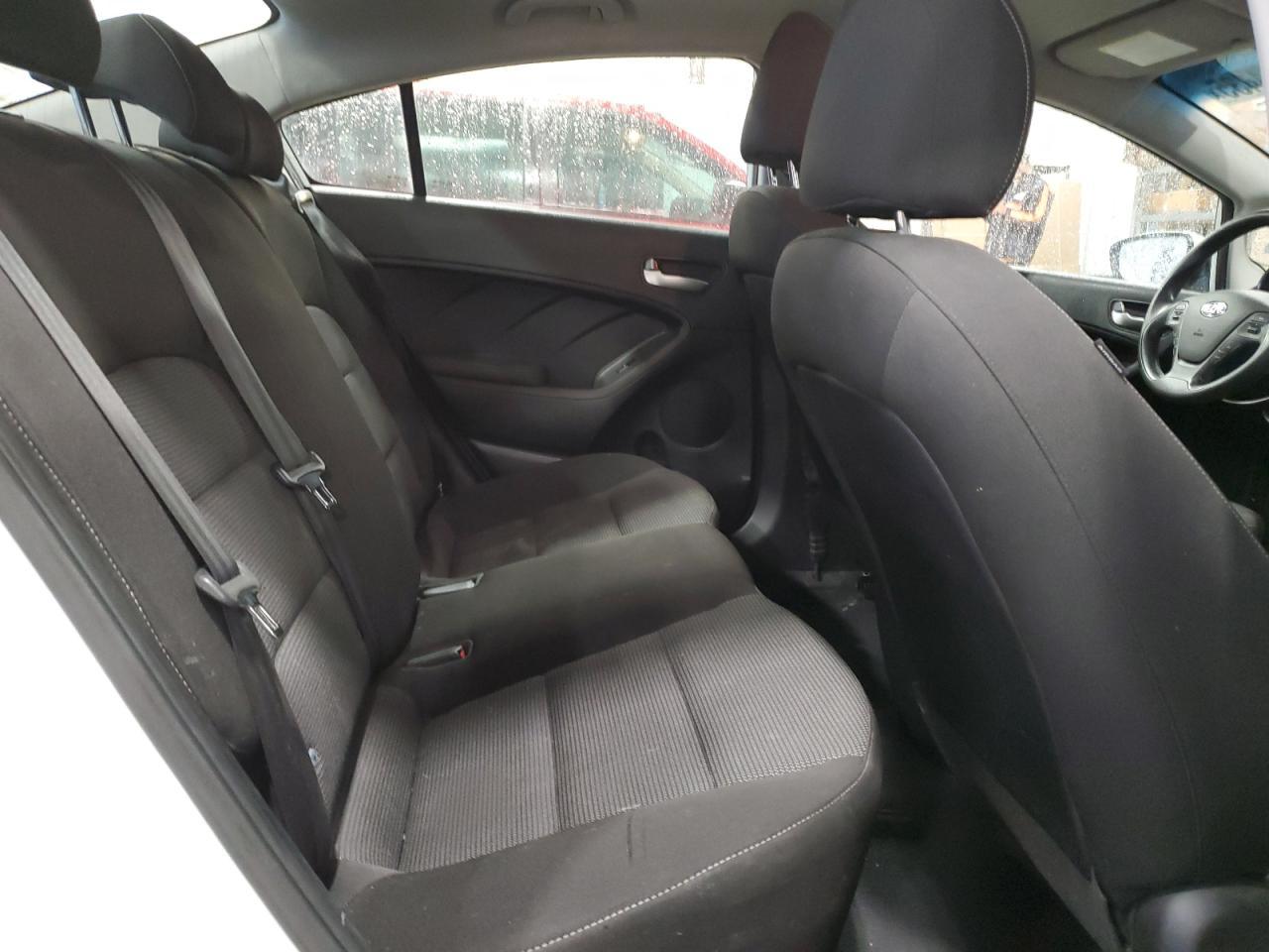 2017 KIA FORTE