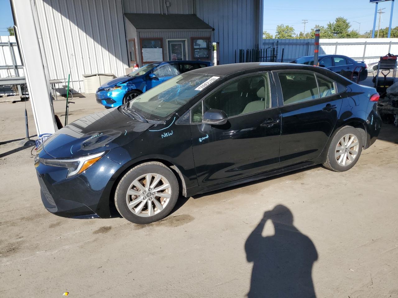2023 TOYOTA COROLLA