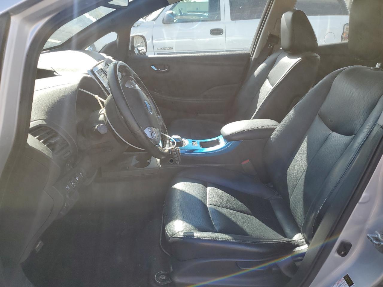 2013 NISSAN LEAF
