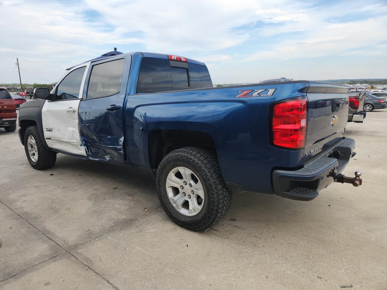 2018 CHEVROLET Silverado