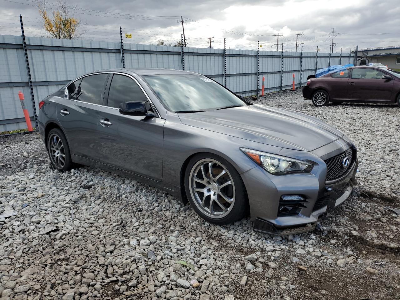 2016 INFINITI Q50