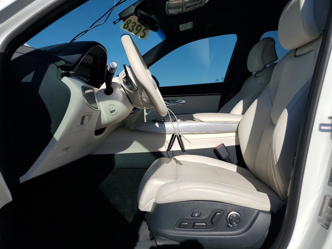 2024 GENESIS GV70