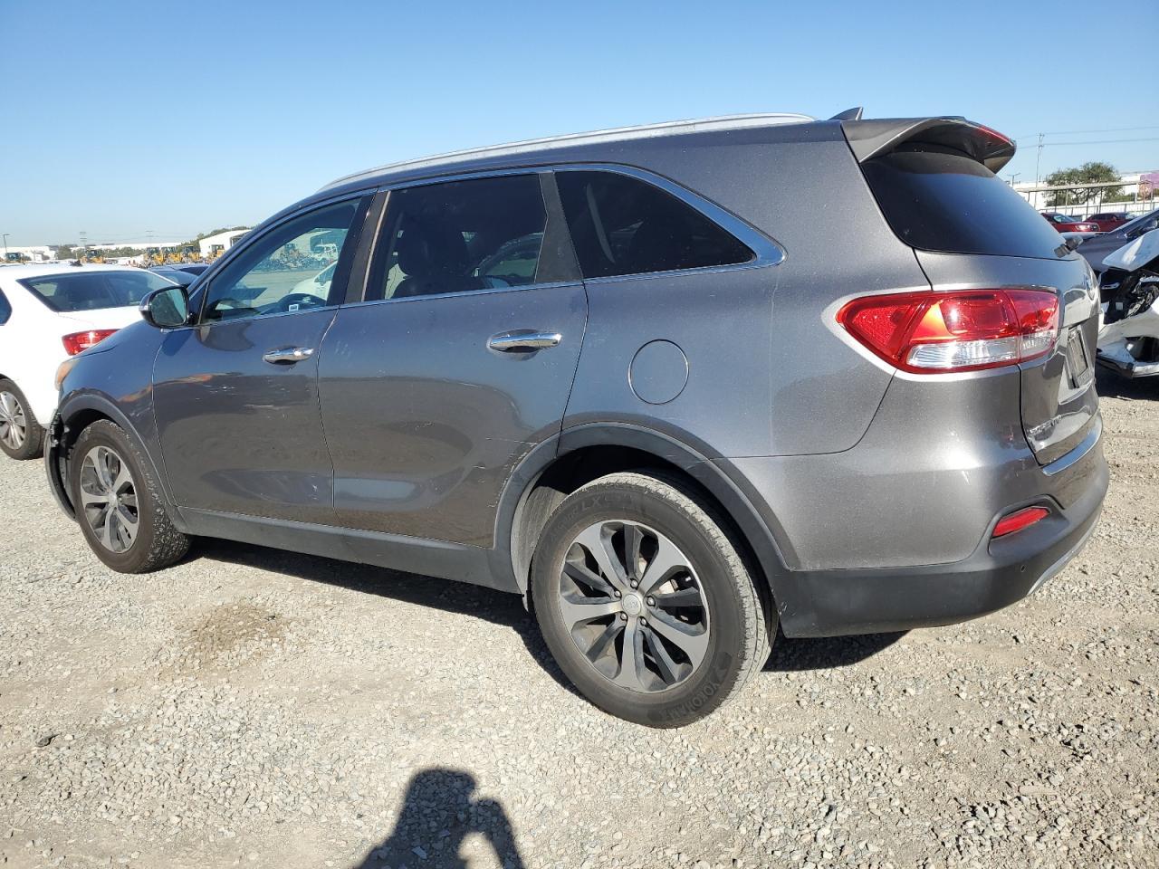 2016 KIA SORENTO