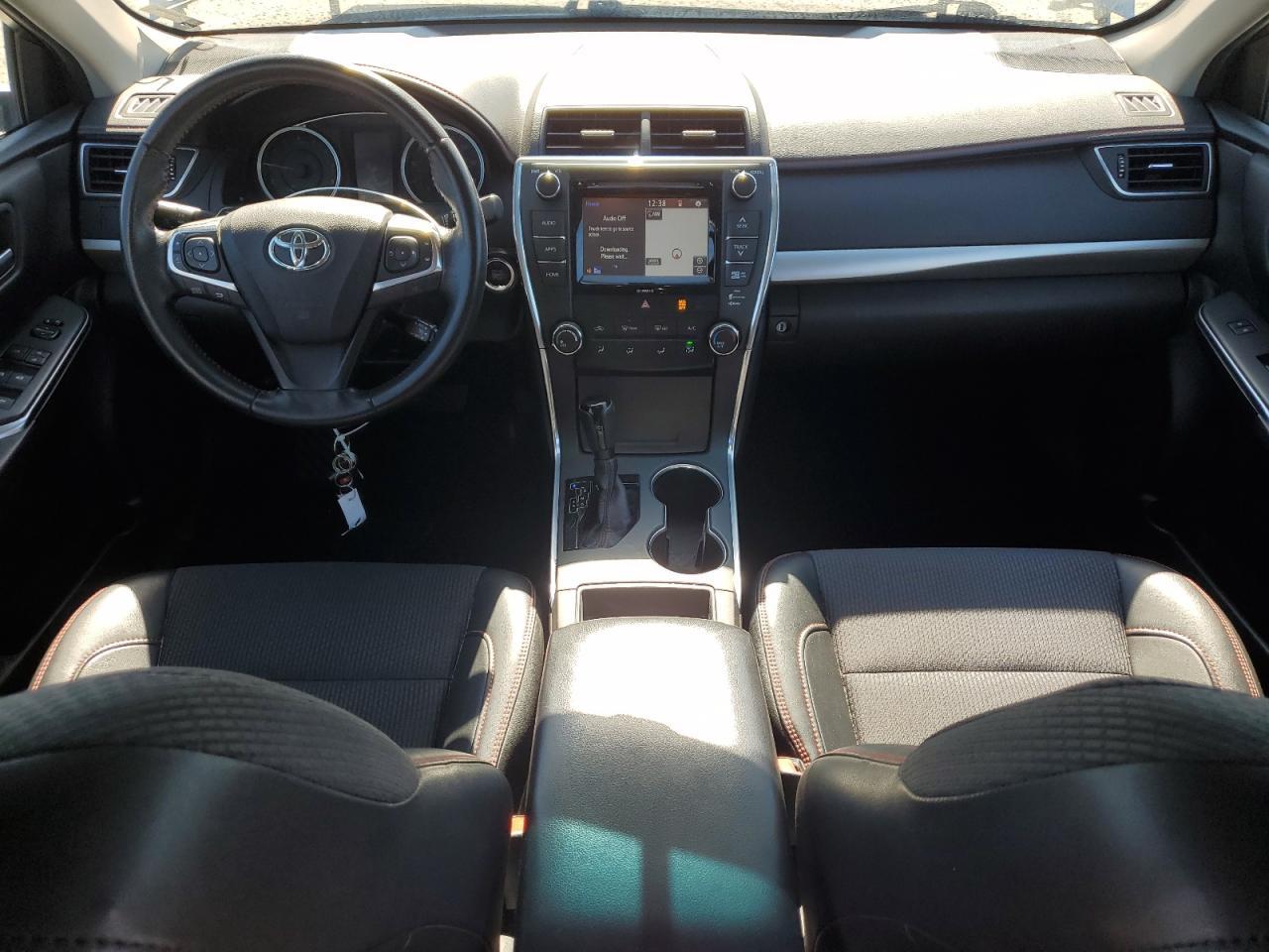 2017 TOYOTA CAMRY
