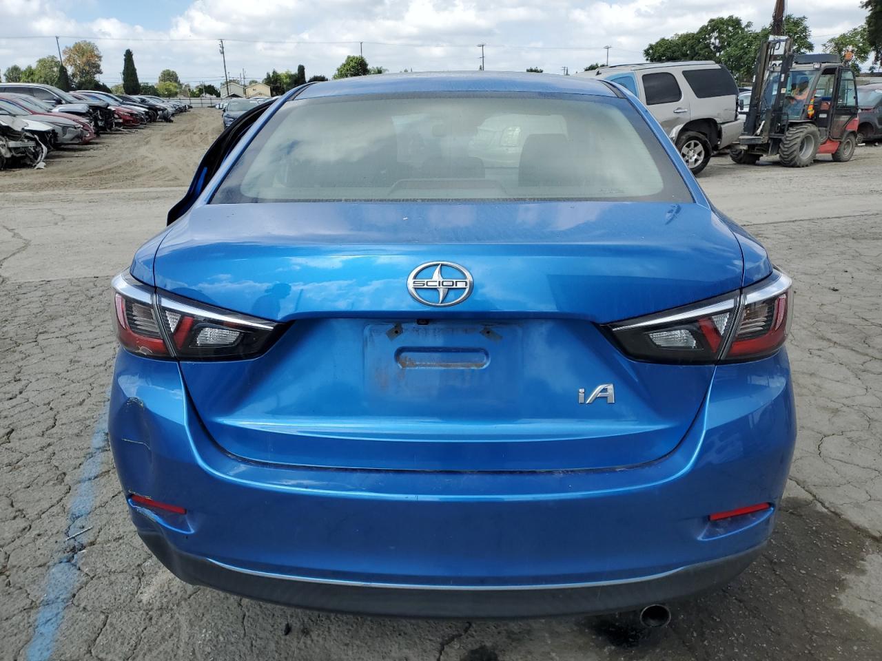 2016 TOYOTA SCION