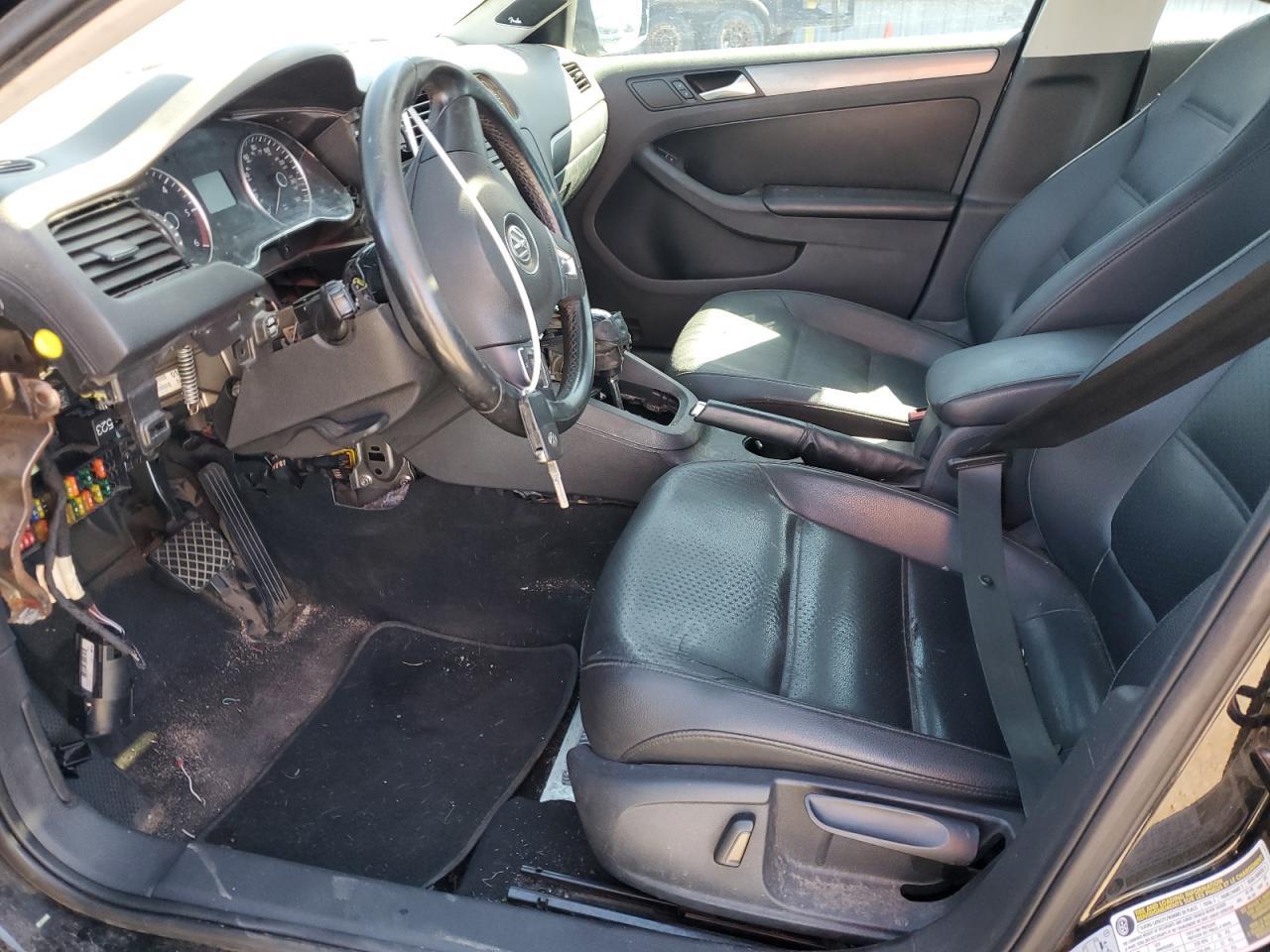 2013 VOLKSWAGEN JETTA