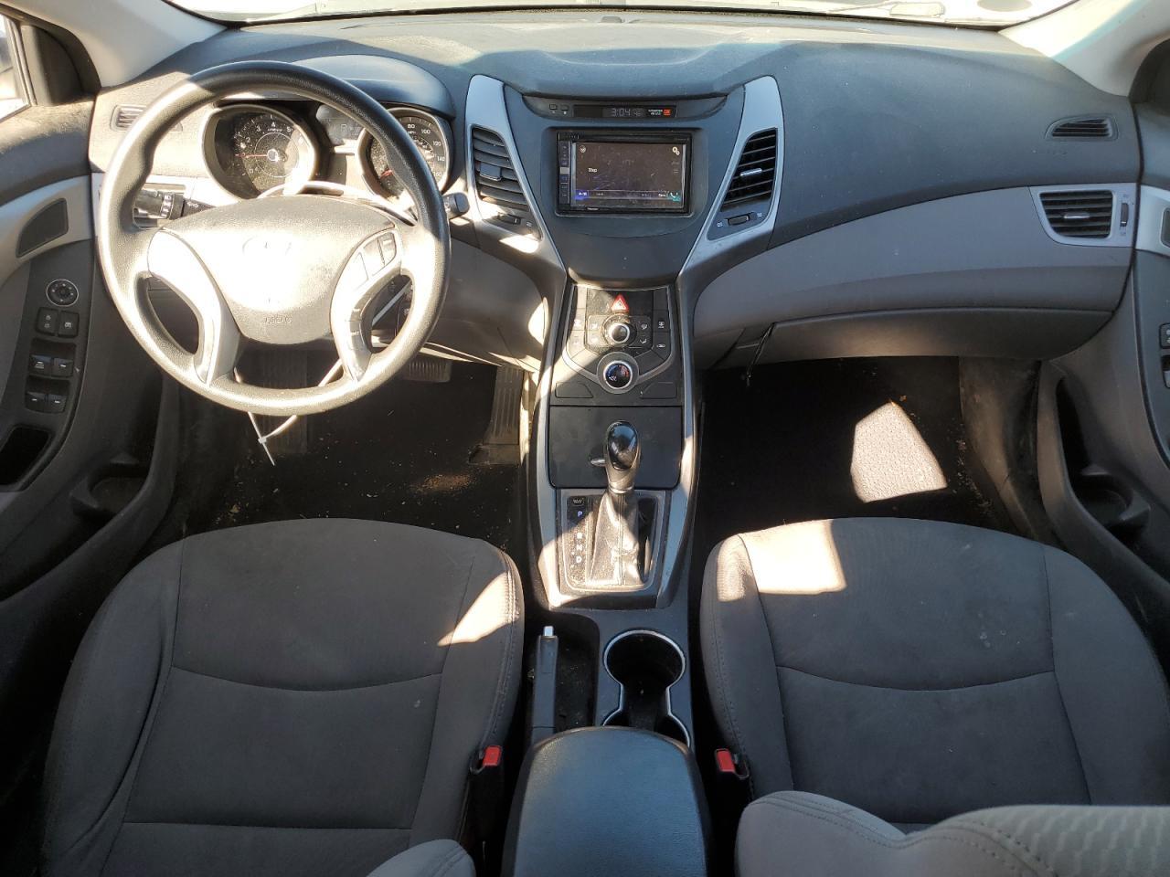 2016 HYUNDAI ELANTRA