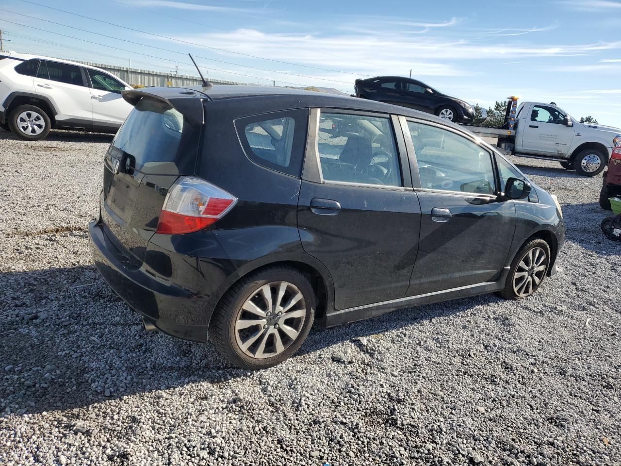 2013 HONDA FIT