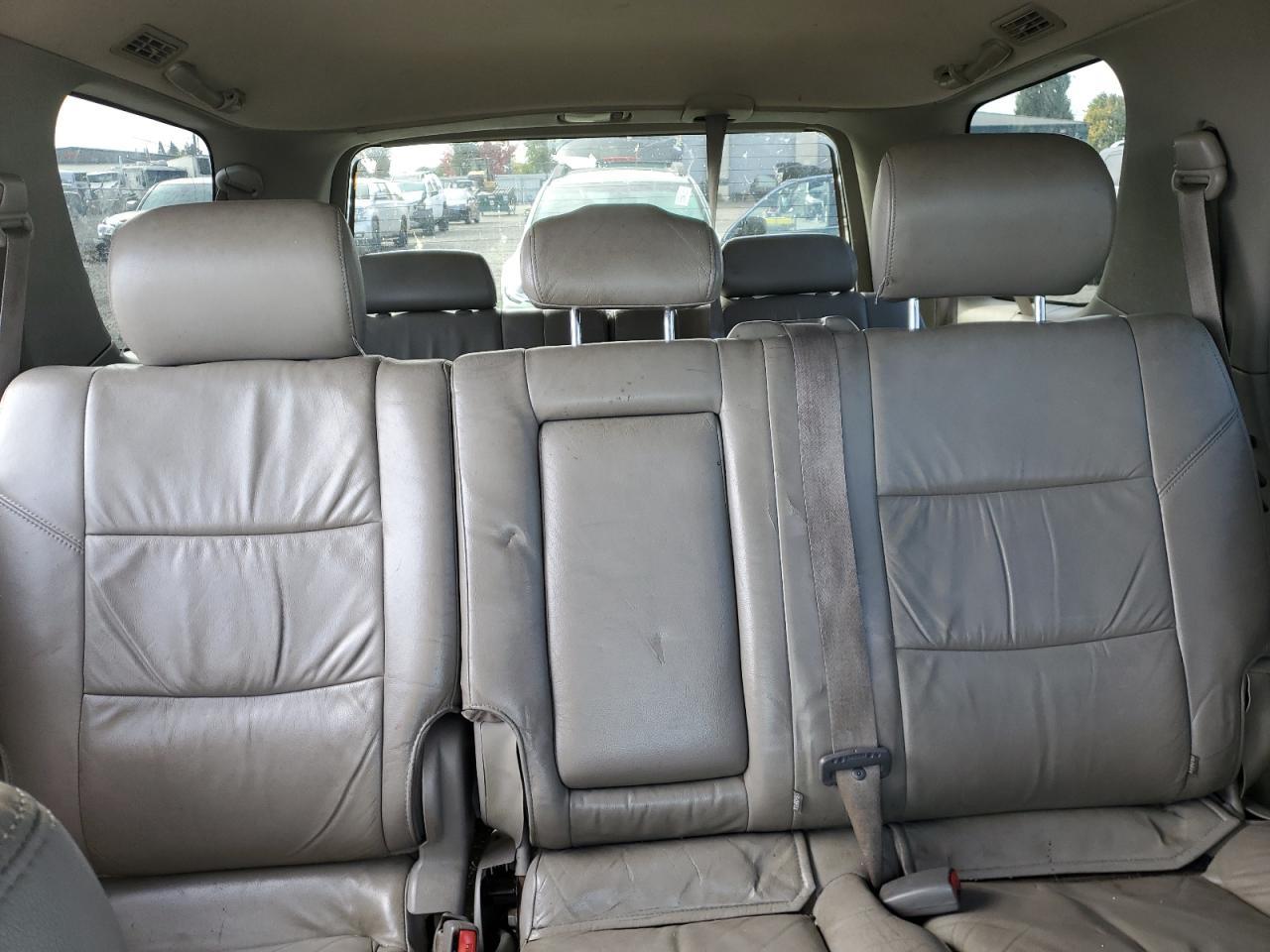 2003 TOYOTA Sequoia