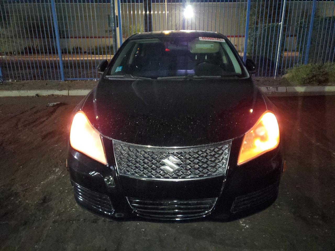 2010 SUZUKI Kizashi